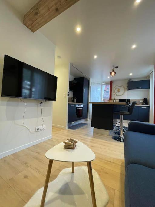 Luxueux T2 Lumineux Unique Saint Claude Apartment Bagian luar foto
