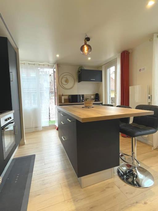 Luxueux T2 Lumineux Unique Saint Claude Apartment Bagian luar foto