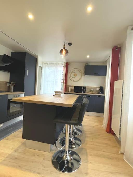 Luxueux T2 Lumineux Unique Saint Claude Apartment Bagian luar foto